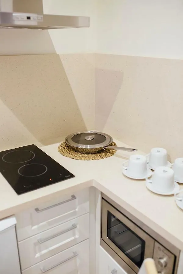 One&Lux Byron Suites Seville