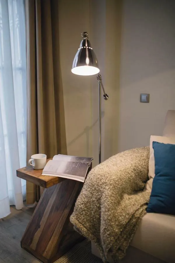 One&Lux Byron Suites Seville Apartment