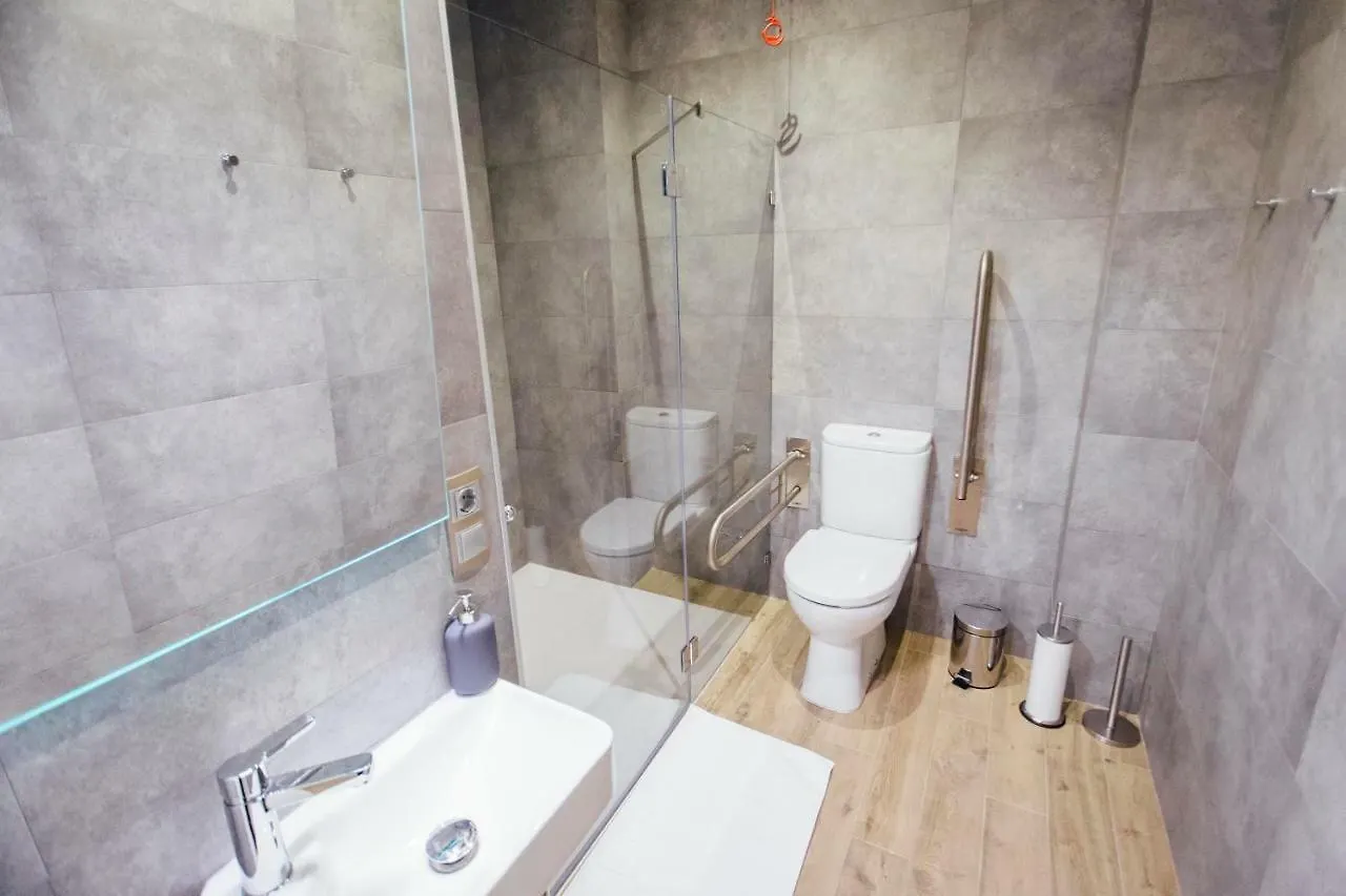 סביליה One&Lux Byron Suites